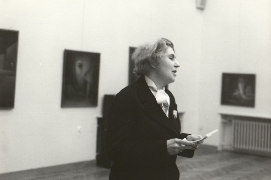 Helena Kusáková-Knozová